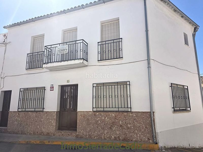 Foto 18832b08-3f95-4369-9f11-a9aaccfa7d05. Casa amb aparcament a Algodonales