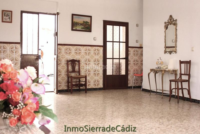 Foto 4b9d6508-1223-4874-b2a2-d842d8f5394c. Casa amb aparcament a Algodonales