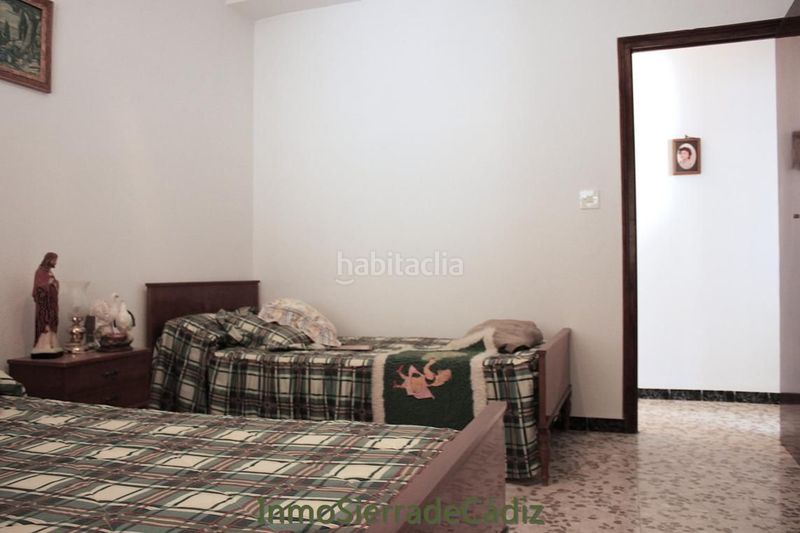 Foto 70f6adff-a819-4945-ac3c-a6565462c09b. Casa amb aparcament a Algodonales