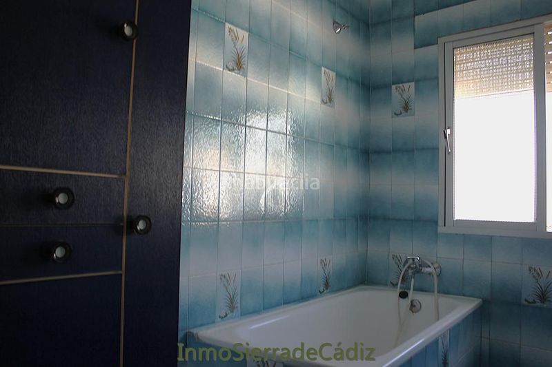 Foto 8a23c182-4f3f-4753-a082-221e7bf02fdf. Casa amb aparcament a Algodonales