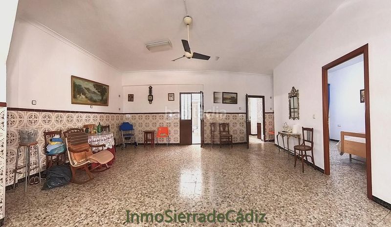 Foto f035bb9e-1fd7-429e-9370-a7e833b5c362. Casa amb aparcament a Algodonales