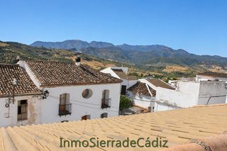 Haus  Diaz crespo. Casa pueblo en venta en algodonales, 4 dormitorios.