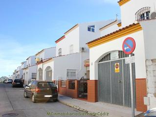 Casa en Hernando de luque 43. Casa en venta en olvera, 4 dormitorios.