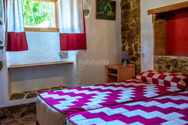 Foto 4f6718eb-f89a-4067-8399-41f3d3d441c1. Masia amb piscina a Zahara