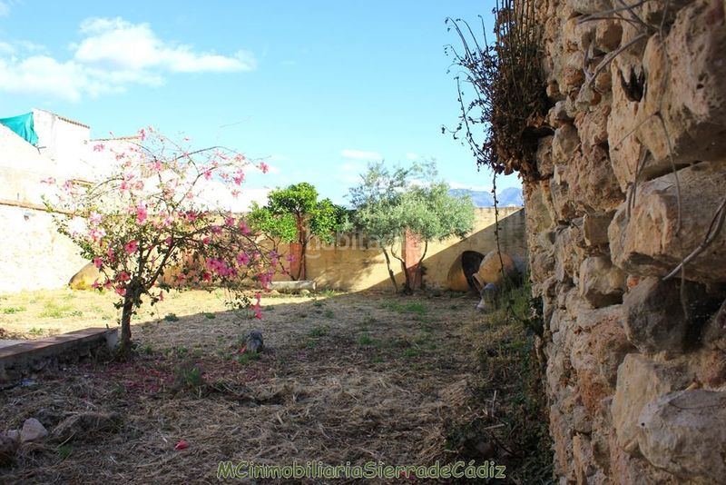 Foto 5380afa9-0a97-42b3-90db-10538f057e83. Casa amb calefacció a Algodonales