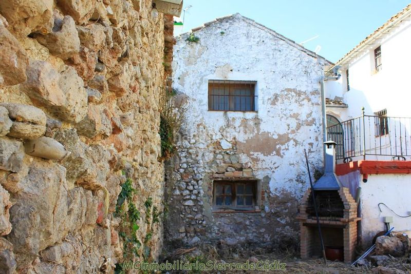 Foto de913907-aced-43e2-9b1c-fd83a19aa67e. Casa amb calefacció a Algodonales
