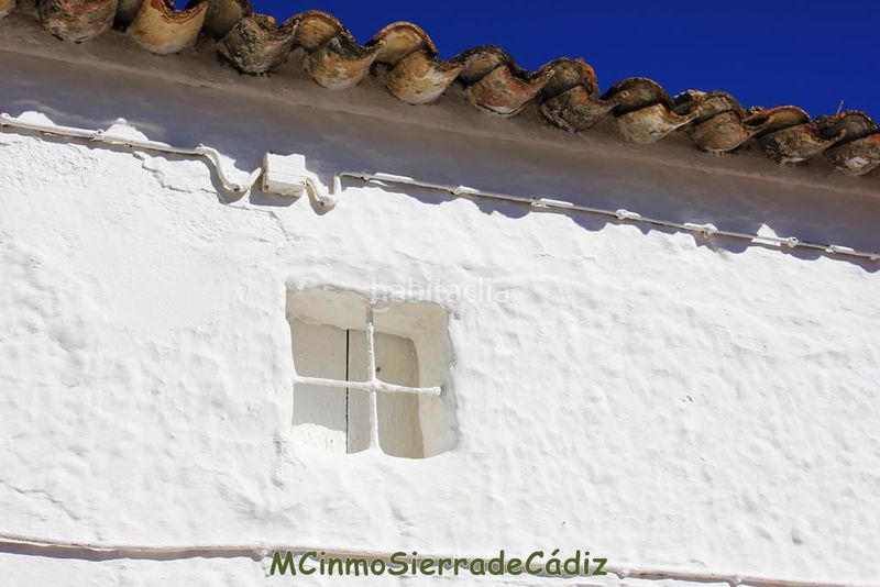 Foto 2297aae6-c7c6-40eb-b165-c787ab60bfe1. Casa amb aparcament a Algodonales