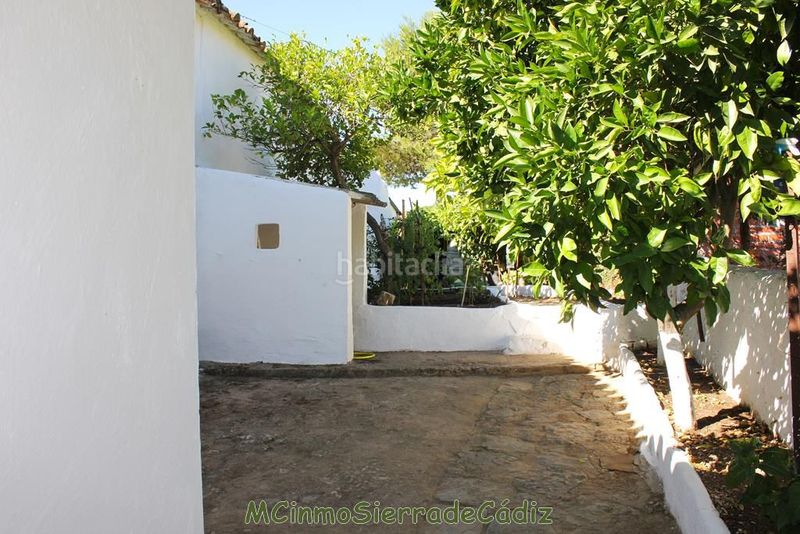 Foto 3ab08f1c-cbe3-4bb7-bcd8-7bd4d25f2773. Casa amb aparcament a Algodonales