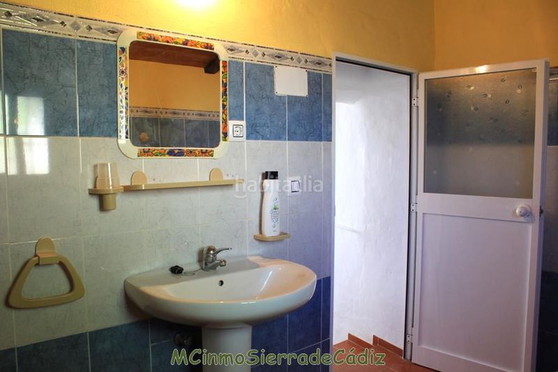 Foto 3be039bb-9a22-49ba-bcfc-0d3bac6b1f1a. Casa amb aparcament a Algodonales