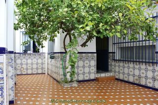 Casa  El bosque. Casa en venta en pueblo, 5 dormitorios.