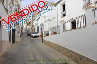 Casa a Maestro amado 72. Casa pueblo en venta en centro, 1 dormitorio.
