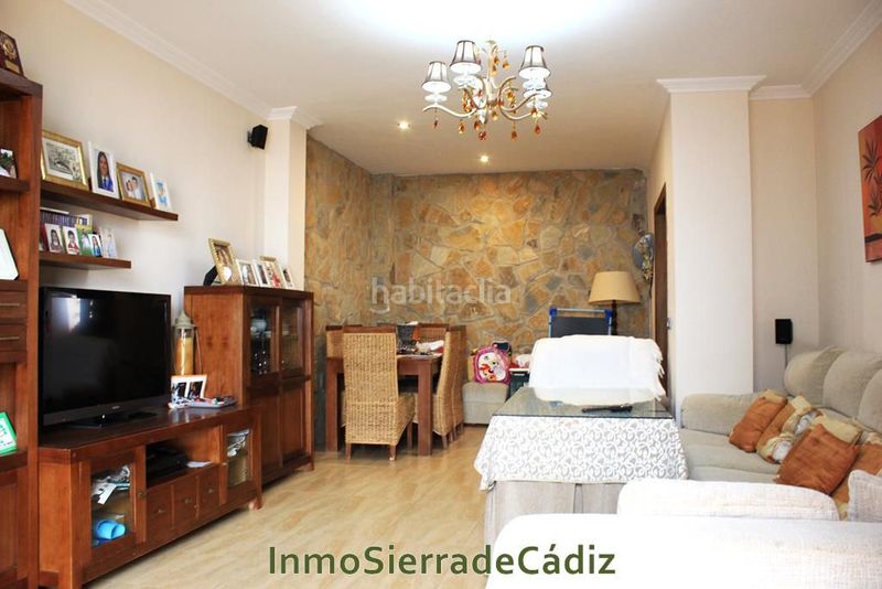 Foto 7d007ff9-7bce-4865-b85d-6855cafb3576. Casa amb calefacció aparcament a Olvera