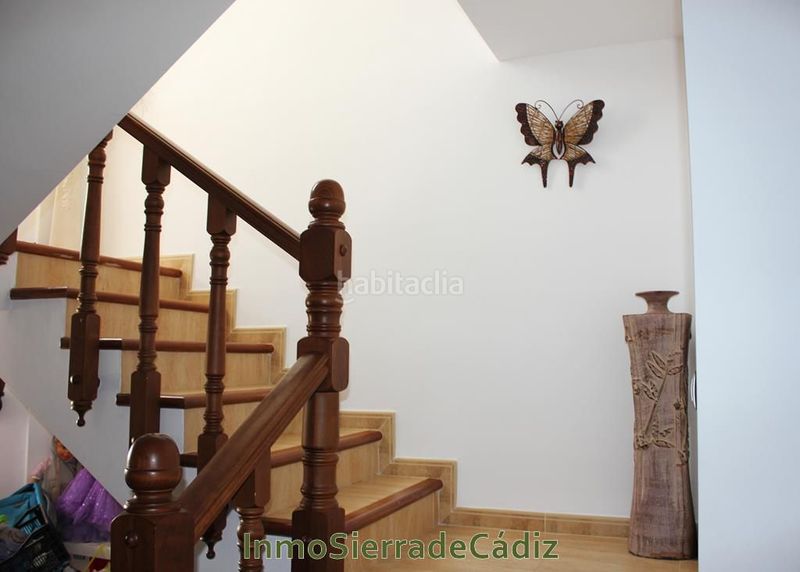 Foto f0e082f3-0b02-4fa6-a175-dde3fd4d70d9. Casa amb calefacció aparcament a Olvera
