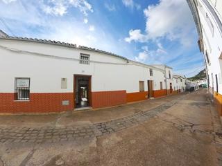 Maison à Ermita 20. Casa en venta en pueblo, 4 dormitorios.