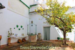 Casa en Llana 3. Casa pueblo en venta en conjunto histórico, 9 dormitorios.