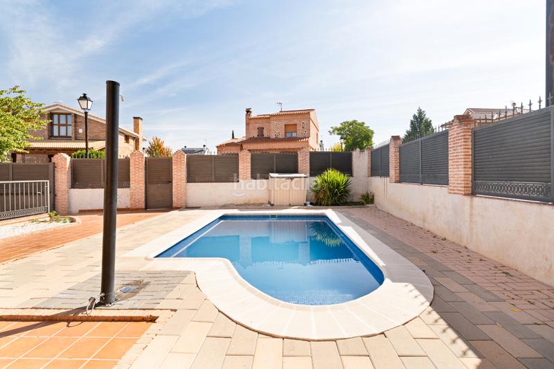 Foto 156e1409-017a-41e4-8984-f622d7573c8e. Chalet mit kamin heizung parking pool in Serranillos del Valle