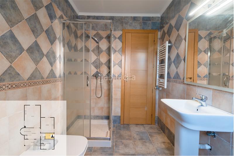 Foto 17ce9bfe-f6e6-4901-aa81-f2e44902ea88. Chalet mit kamin heizung parking pool in Serranillos del Valle