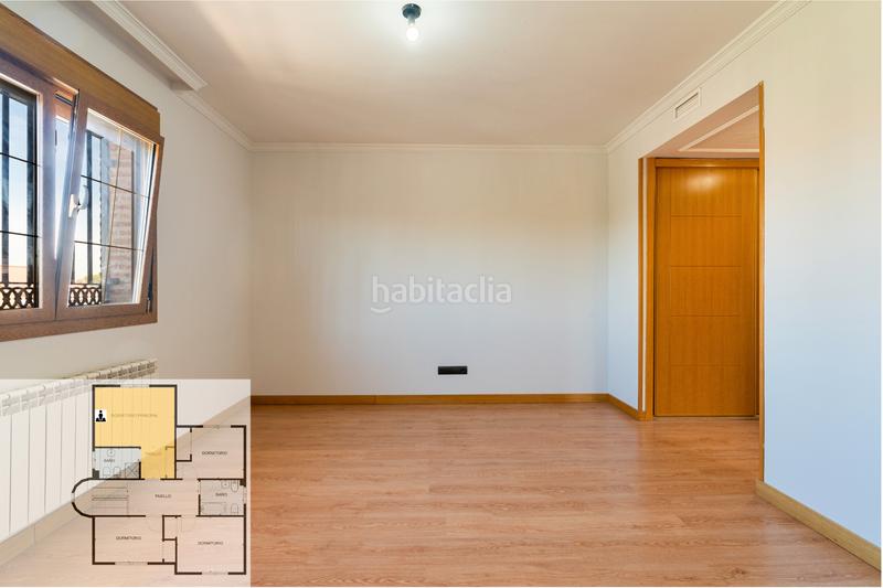 Foto a452c036-cc01-4b73-b2e4-9467c82427ac. Chalet mit kamin heizung parking pool in Serranillos del Valle