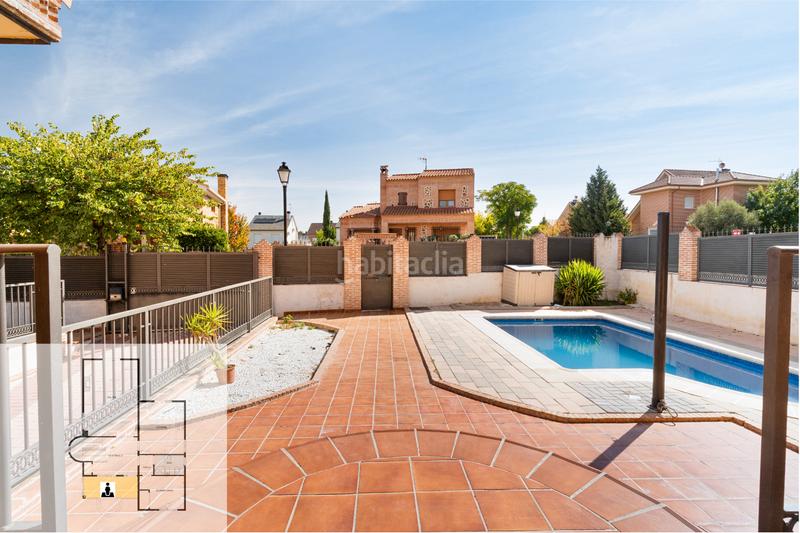 Foto bd683431-ae2a-4e27-adcb-1fd5dd12e3ab. Chalet mit kamin heizung parking pool in Serranillos del Valle