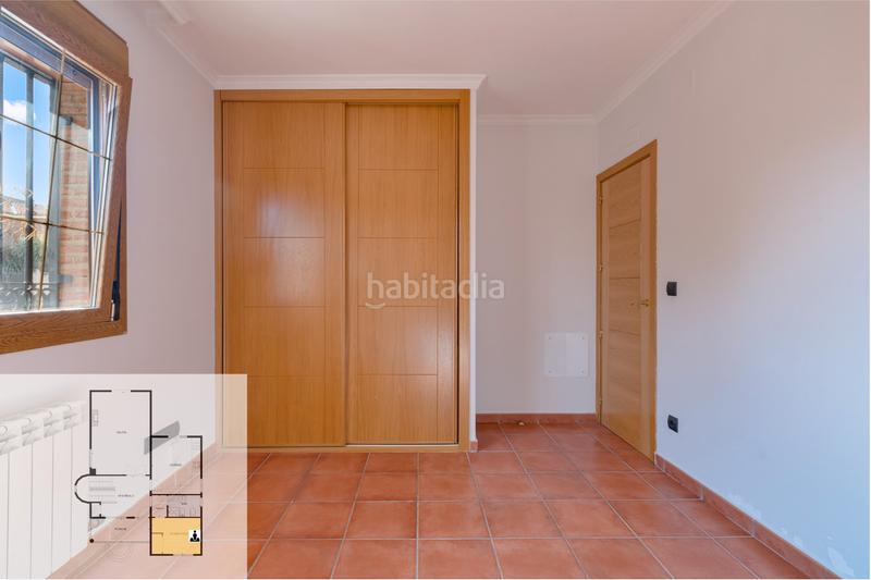 Foto f93e2f5a-a778-49e4-a3db-9b1d14ab5e35. Chalet mit kamin heizung parking pool in Serranillos del Valle