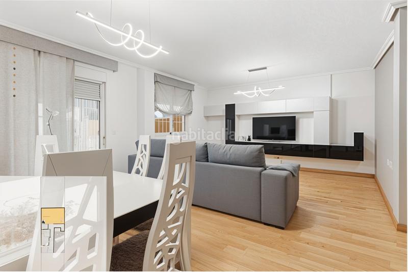 Foto cf12feba-2018-41fc-adba-40ffbf7e7af4. Maison jumelée avec chauffage parking piscine dans Cubas de la Sagra