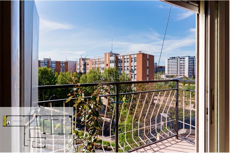 Foto 5658a642-2315-45a1-a5cd-6294a50af774. Pis amb calefacció aparcament a San Isidro Madrid