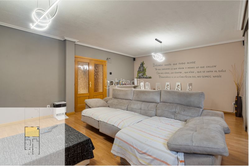 Foto d1598b65-14a2-4c9b-99ab-12936001bade. Casa adossada amb aparcament piscina a Cubas de la Sagra