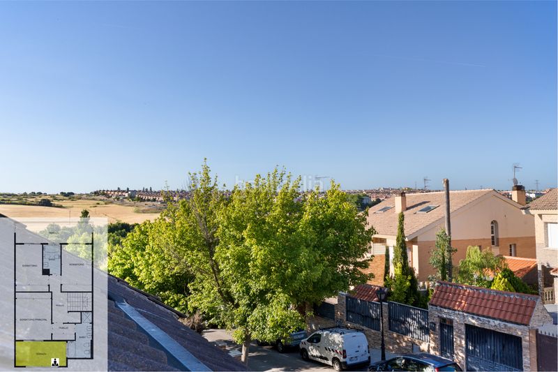 Foto a1f8d83e-5d88-41c9-aa13-cded85c6753b. Casa adossada amb xemeneia calefacció aparcament piscina a Arroyomolinos