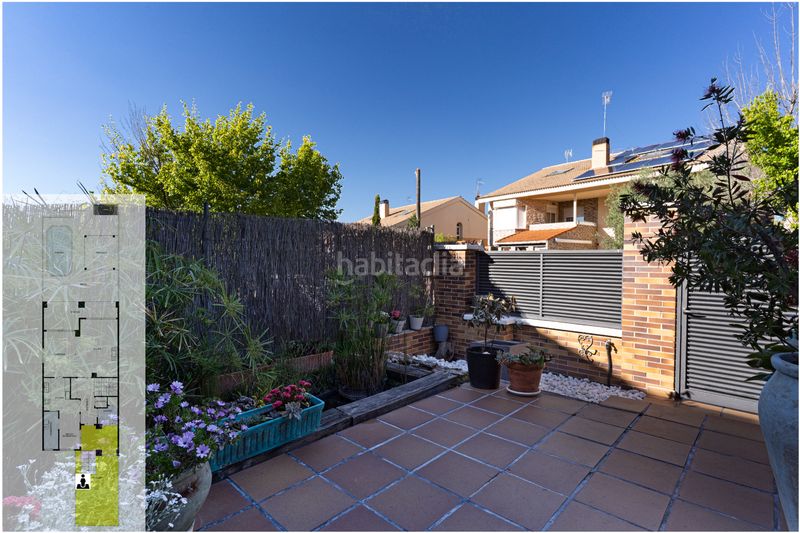 Foto b1d4886b-f2be-4a64-9658-dd2b8e02794a. Casa adossada amb xemeneia calefacció aparcament piscina a Arroyomolinos