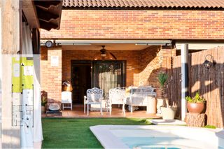 Casa adossada  Calle sierra morena. Chalet con piscina privada en urbanización