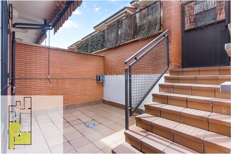 Foto df10058f-6691-4957-adea-77cac5a06ddf. Casa adossada amb calefacció aparcament a Las Castañeras - Bulevar Arroyomolinos