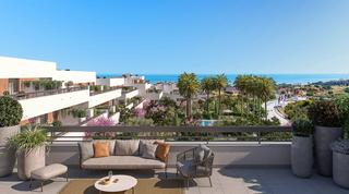 Pis a Guadalobón. Vivienda en ubicación privilegiada con terraza y vistas al mar