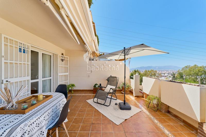 Foto d75cbfcd-c122-40a4-b660-1b0504e6f1a2. Piso vivienda con gran terraza y espectaculares vistas en Málaga