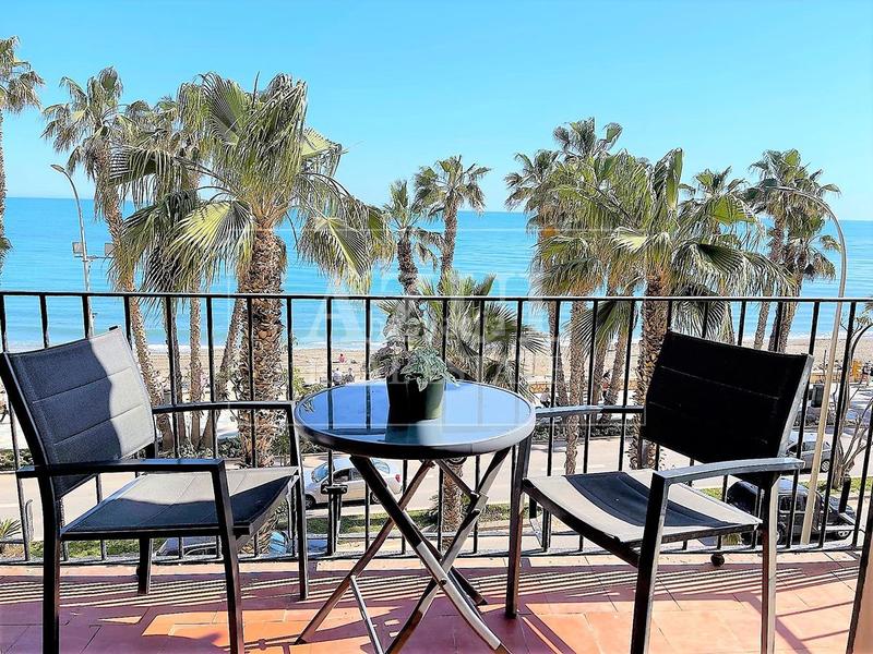 Foto f60029cc-2e8c-437c-bc21-6bde973bba11. Flat with heating in La Malagueta - Monte Sancha Málaga