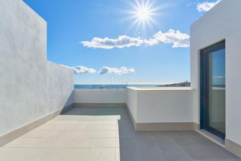 Foto 1d68d501-0d76-4688-a330-0d1b9cd89612. Casa adossada amb aparcament piscina a la cala Mijas Mijas