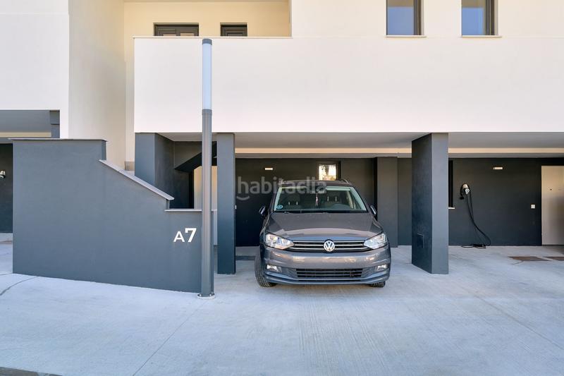 Foto 652dc037-2c08-4706-bc34-aada8e37d70c. Casa adossada amb aparcament piscina a la cala Mijas Mijas