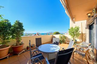 tic en Pedregalejo - Morlaco. Atico con vistas al mar y piscina