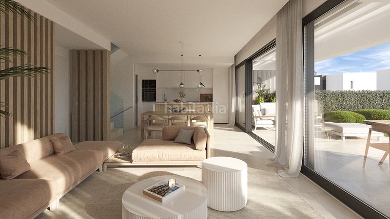 Foto 0fff0e48-9de8-4c2f-9867-1854debf49d7. Casa aparellada 181m<sup>2</sup> amb aparcament piscina a Nueva Atalaya Estepona