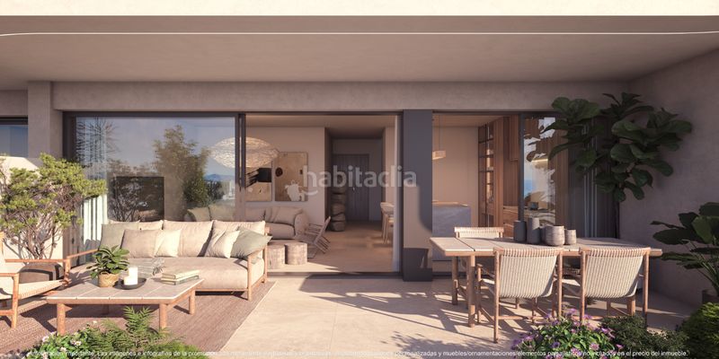 Foto a8a01d5e-9d18-442c-92af-2fdff48a2b59. Casa adossada 202m<sup>2</sup> amb aparcament piscina a El Higuerón Fuengirola