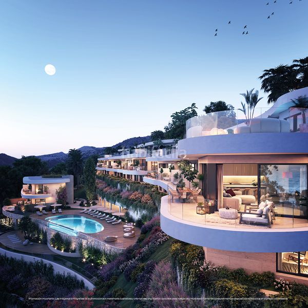 Foto 95629272-67a6-4f31-8876-c3466eb63ce0. Casa adossada 203m<sup>2</sup> amb aparcament piscina a El Higuerón Fuengirola