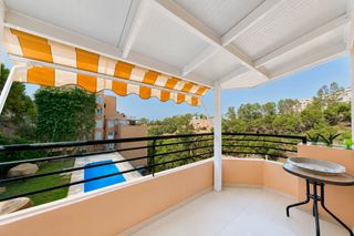 Pis a Cerrado de Calderón - Hacienda Paredes. Excelente piso con terraza y piscina en cerrado de calderon