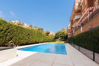 Location Appartement à Mayorazgo. Piso con piscina en muy buena ubicación.