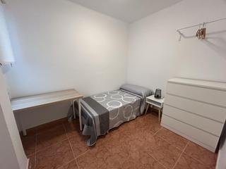 Location Appartement à Calle pobla de farnals. Se alquila habitación en piso reformado a estrenarte interesa? d
