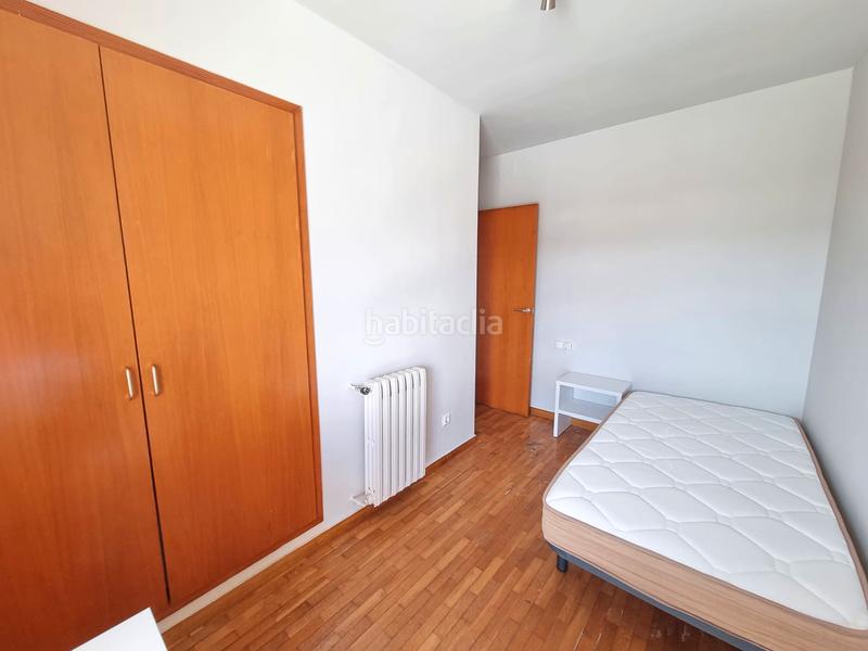 Foto 1ea09bd3-605e-40aa-b1ff-664aacd157be. Lloguer pis amb aparcament a Nord Vic