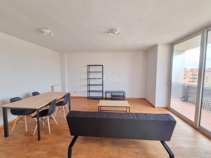 Foto 8067a37f-bbe7-4382-a4ed-6297dbdc218a. Location appartement avec parking dans Nord Vic