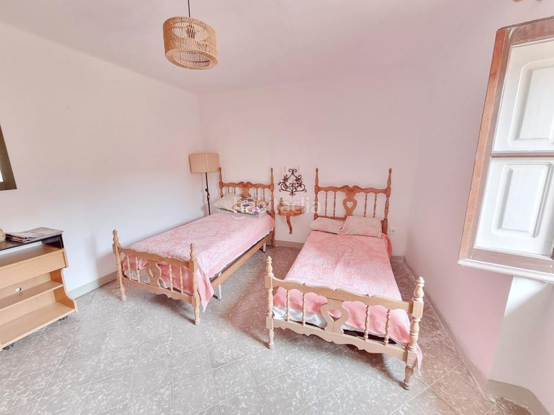 Foto 527962ae-5eb9-43c4-8959-06fa16f4c648. Casa a Sant Hipòlit de Voltregà