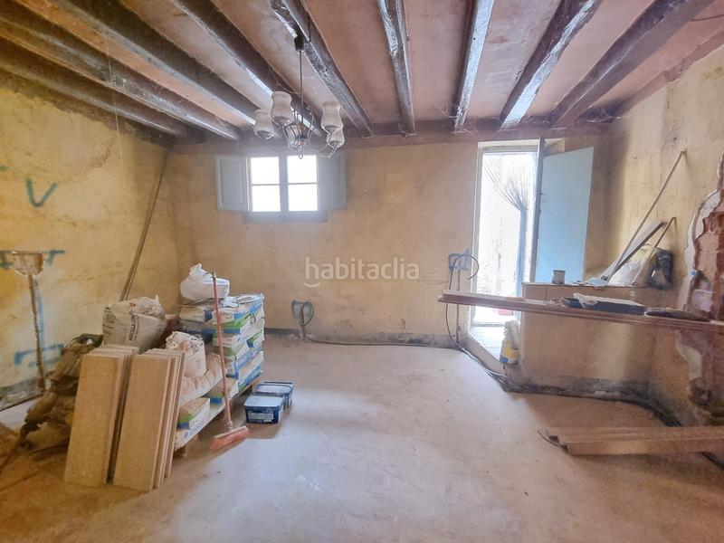 Foto 8e8cc1b0-5504-4db9-93da-a31857894280. Casa a Sant Hipòlit de Voltregà