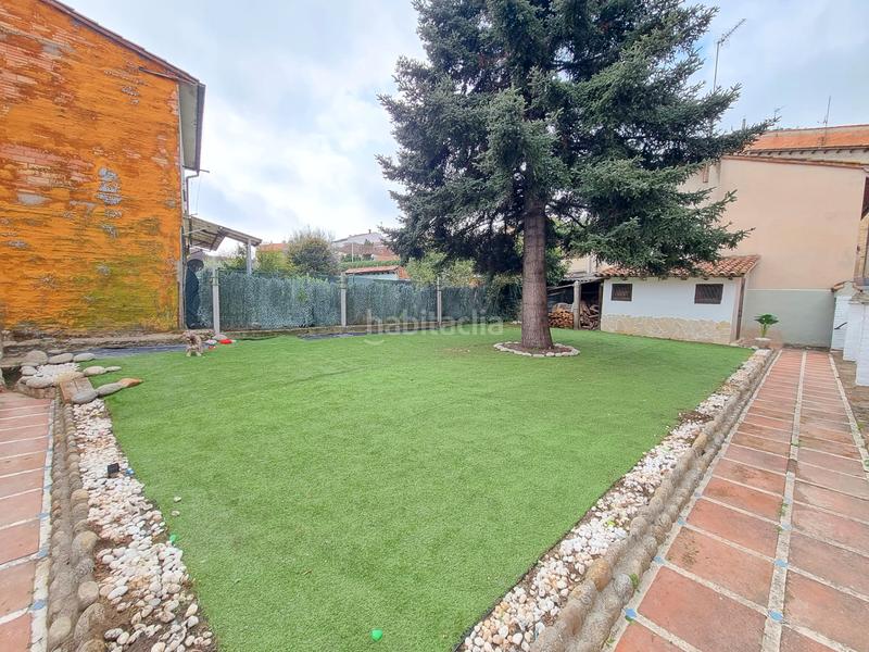 Foto ff643b27-732e-4131-bc3b-e5ea556a7859. Casa a Sant Hipòlit de Voltregà