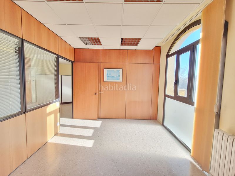 Foto a60ee9a6-03d4-4b79-b3c1-ffc318109c3f. Local comercial amb calefacció a Centre Vic