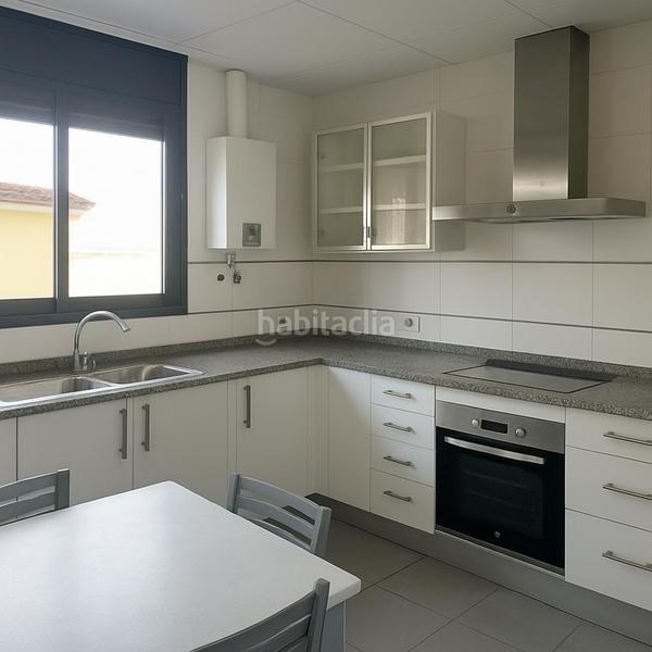 Foto 3a379a99-592e-4037-84a3-215bee261747. Chalet espectacular chalet con piscina en la eliana en Eliana (l´)